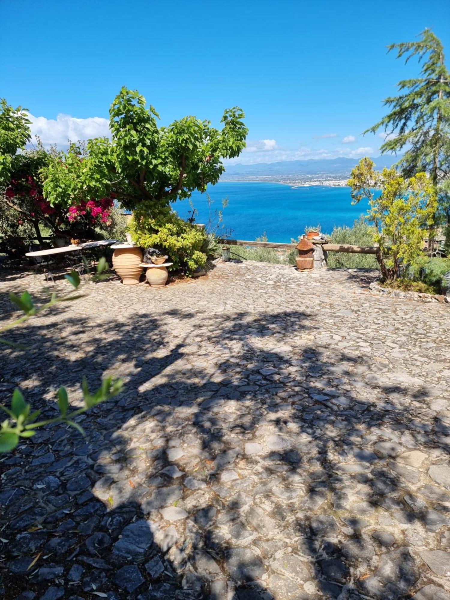 Unique View Apartment Kalamata Exteriör bild